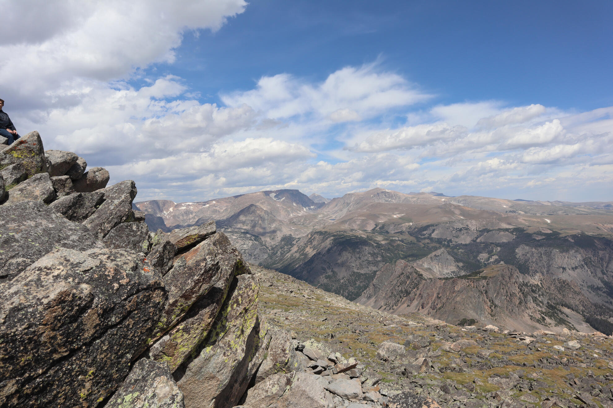Near the Beartooth Pass, Wyoming, US. Shot on Canon EOS M50 Mark I.