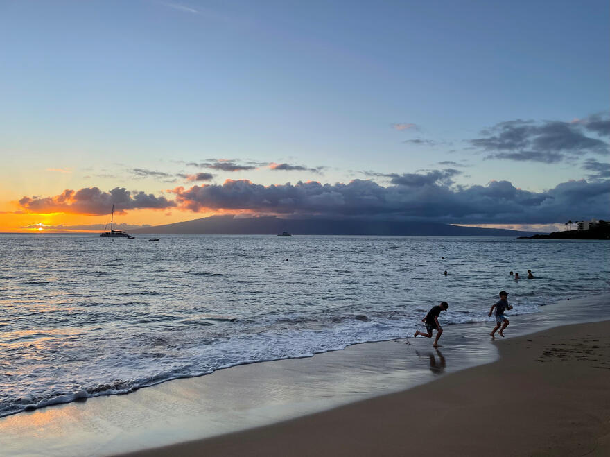 Kaanapali Beach, Hawai'i, US. Shot on iPhone 12 mini.